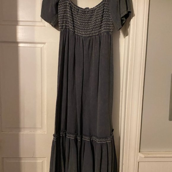 easel Dresses Easel Maxi Dress Elastic Top Tie At Back Ruffle At